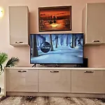 семеен виктория 1 3* Сандански