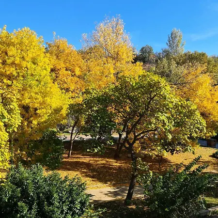 семеен виктория 1 3* Сандански