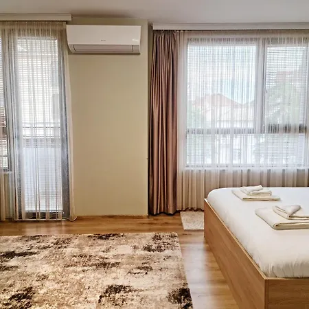酒店 парк апарт-хотел виктория 1