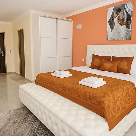 Hotel парк апарт-хотел виктория 1 3*