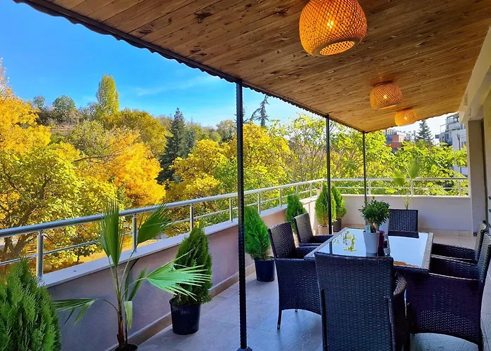 семеен виктория 1 Хотел