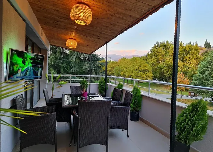 Хотел семеен виктория 1 3*